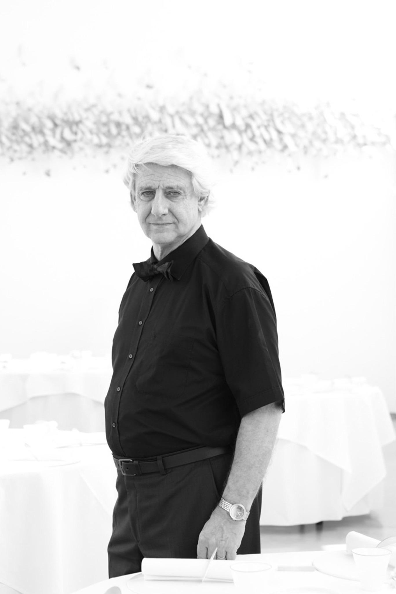 Zwart-witportret van kunstenaar Piet Stockmans